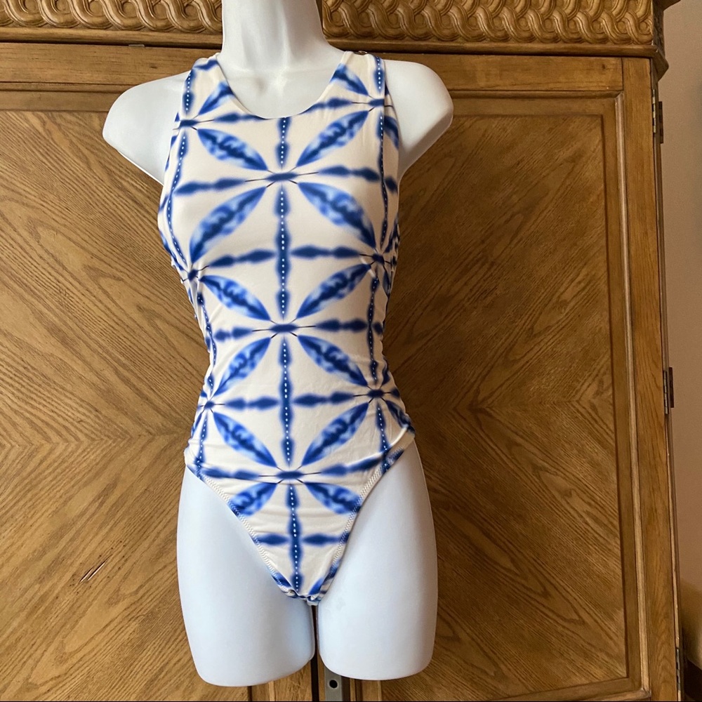 C Apparel Blue and White Floral Print Cut-out side